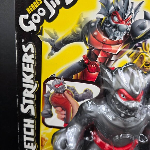Heroes Of Goo Jit Zu Stretch Strikers Versus Pack: Silverback Vs Thrash - Picture 4 of 7